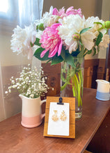 Load image into Gallery viewer, LOVE Flower Wreath Earrings