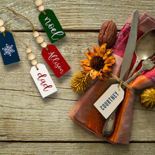 Load image into Gallery viewer, Wooden Tags - Stocking Names &amp; Place Cards
