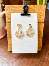 Load image into Gallery viewer, LOVE Flower Wreath Earrings
